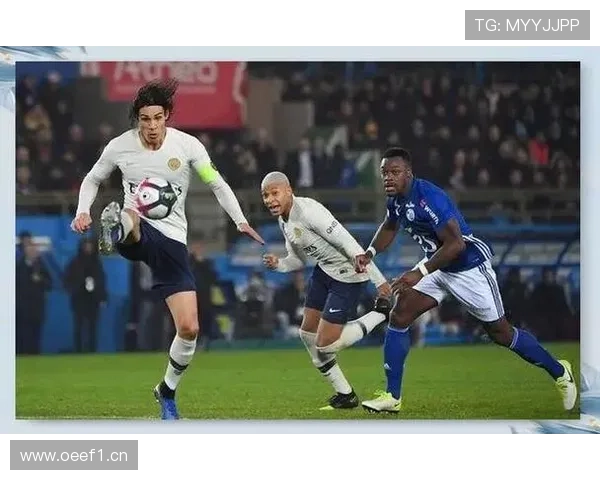 斯特拉斯堡与巴黎FC激战成平